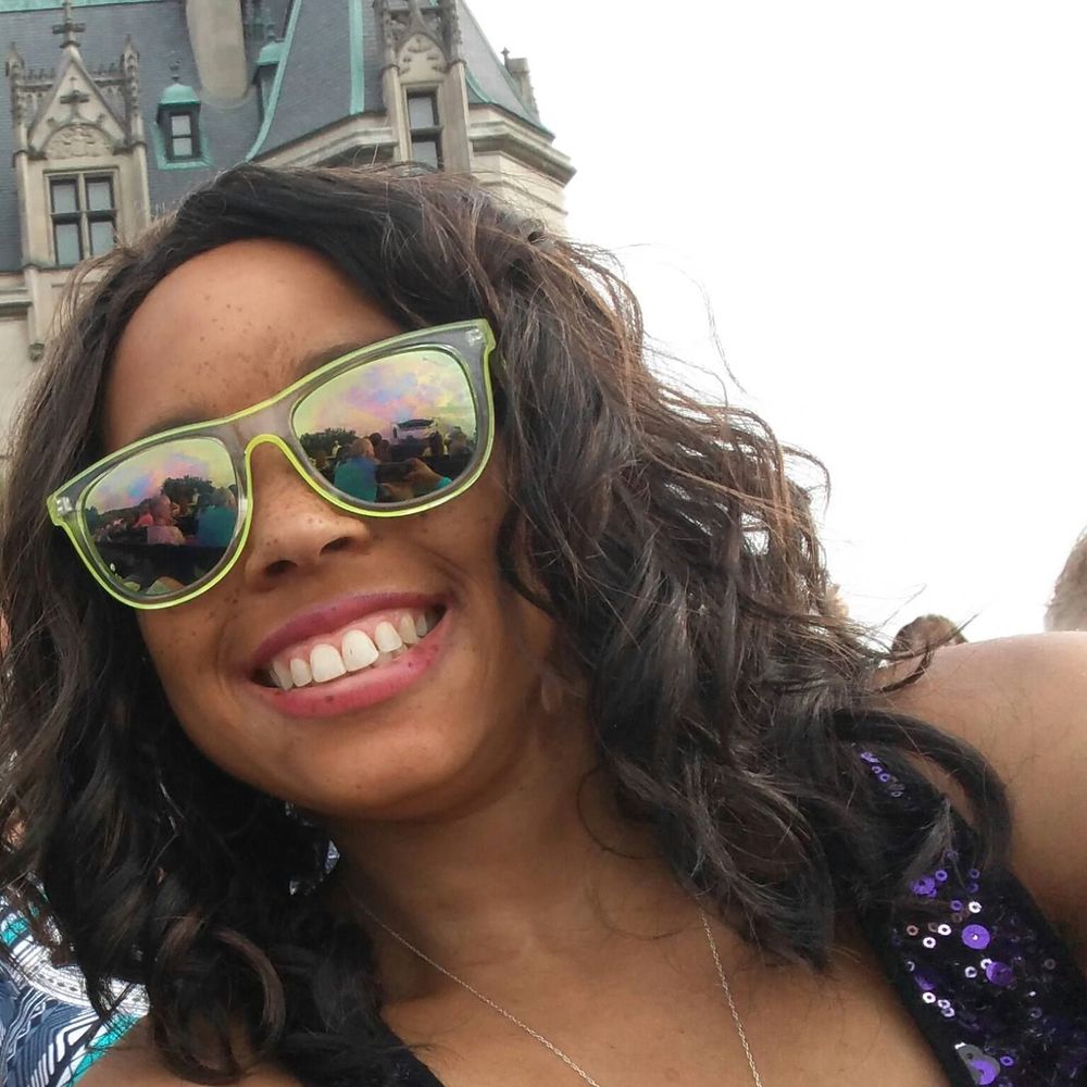 Meet your Posher, April